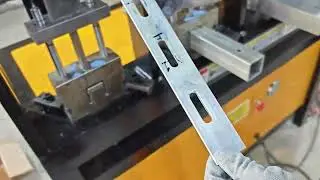 Aluminum Angle Profile Slot Punching Die Hydraulic Pressing Machine Angle L Steel Punch Tool