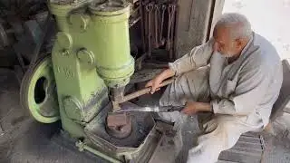 Amazing Knife Making process From Old Metal