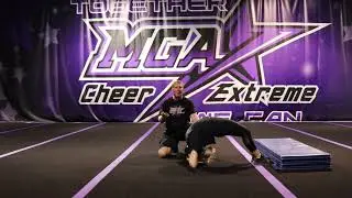 MGA Cheer Extreme-Bridge on Shoulders