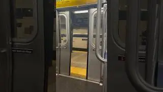 R160A-2 E Train #9508 Door Chime #shorts