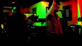 Nayas w/ Levin Garcia of Kickoman - War (Live)