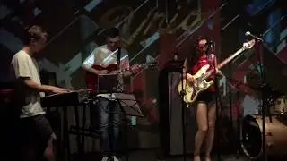 Анна Заворина - Didn't Cha Know - Erykah Badu @ Union Bar Jam (IMG 9044)