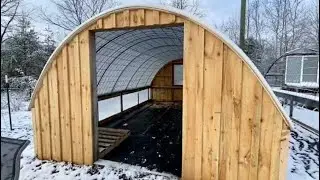 Enclosing the CATTLE PANEL GREENHOUSE // Reinforced Plastic