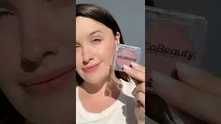 Trying the Summer Blush Cheek & Lip Cream from ​@MCoBeauty_us 💋💋💋