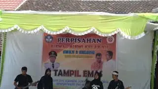 L.Y.T Band - Live Performance di SMKN 2 Selong
