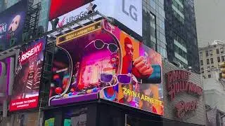 3D Digital Billboard in Times Square New York City / Ray Ban / Zayn x Arnette