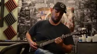 Amir guitar placement for maxo kream