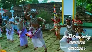 ගොල බාලයොත් එක්ක ගහපු අවසන් කටිනය.#siwhela #dance #lahiru chamara###Are wairall#srilankaa#ටtradisha
