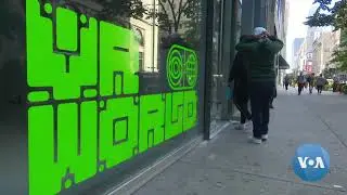 New Yorkers Enjoy Virtual Reality as Pandemic Refuge
