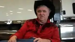 Trucker Singin' Sam Little runs for Alaska governor