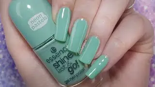💅🏻Nailpolish Of The Week - Essence 76 Frozen Mint - femketjeNL