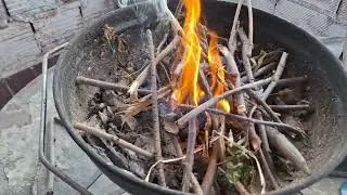 Mangalın ızgarası nasıl temizlenir? Bir ateş yakma videosu. #ateş #mangal