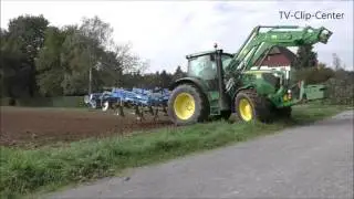Zusschauen und entspannen - Traktor bei der Arbeit  - Tractor work in field
