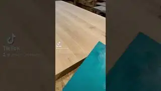 Blat live edge din lemn masiv de stejar pentru masă ❤️Atelier Rumeguș 🐿️www.atelier-rumegus.ro