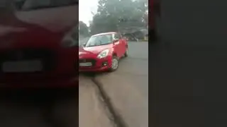 Drunk driver in Kerala crashes Maruti Swift into a pole while trying stunts - live accident video