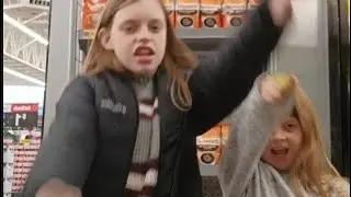 Vlog from yesterday at Walmart with my sister *CHAOTIC* @paulydouglas3rd250