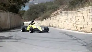 Single seat racing car