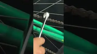 Tighten slack chain on a fixie