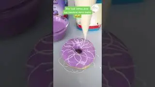 Cara menghias donat dengan glaze