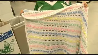Pop Warner cheerleaders donate hundreds of blankets for homeless