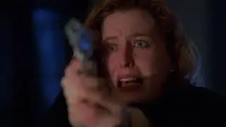 Mulder & Scully scene from Wetwired (3x23)