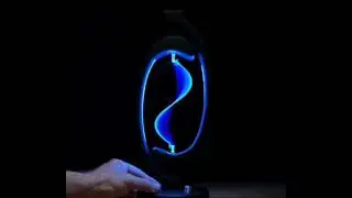 Pisces kinetic art lamp