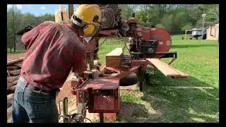Cutting Trees With The Woodmizer LT40 Hydraulic Portable Sawmill