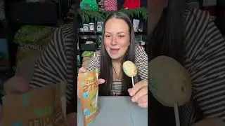 Trendy treats caramel apple pops #applepops #caramelapple #trendytreats #caramel #freezedried