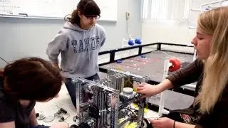 How Building Robots Captivates Kids' Imaginations: Is School Enough?