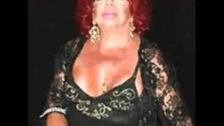 Broma Anda Ya - La Tia Abuela De San Bernardino Llama a Carmen De Mairena