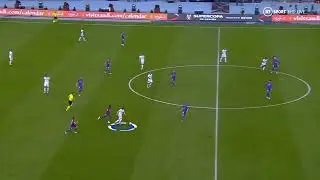 Luka Modric vs Barcelona  - analysis by Joe Cole & Martin Keown (2022)