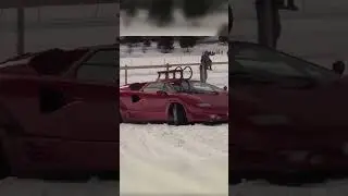 Supercars powersliding na ledě: O moc lep&scaron;&iacute; to nebude 😍#DriveTribeCZ #DriveTribe