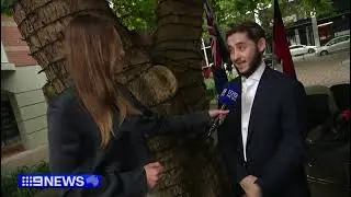Герой Бонди получил ключ от города.