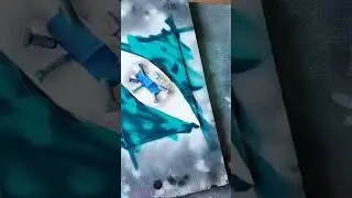 Making an Alien eye with Spray paint