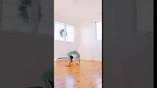 Crazy Back Flexibility TikTok by Anna McNulty