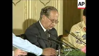 Pakistani FM says its nuclear weapons will not fall into wrong hands.