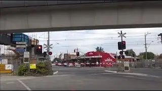 Poath Rd Level Crossing, Hughesdale/Murrumbeena (Before & After Upgrade)