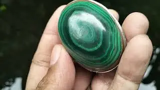 QUALITY COLLECTOR'S STONE STORE WITH MANY CHOICES