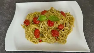 ஸ்பகெட்டியும் துளசிஇலை சாஸ் சமைத்துப்பாருங்க என்ன ஒரு ரேஸ்ட்/spaghetti&Basil sauce@Latthika Suresh