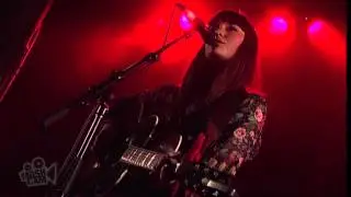 Lisa Mitchell - Red Wine Lips (Live in Sydney) | Moshcam