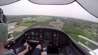 Vol Solo en Aquila AT01