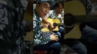 Lần Đầu Gặp Gấu Lé x Lượm Guitar Bà Chủ Tiệm Vàng Chi Liền 300 Đô | Official