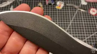Schrade SCHF9 | Have we sunken to an all time low? 😂🤣