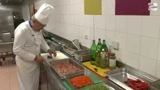 Euro-Toques chef cooks LiveWell plate at the European Parliament, October 2014
