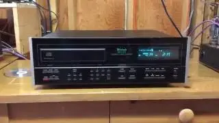 Mcintosh MCD-7008 CD Player/Changer - Jimmyvp1