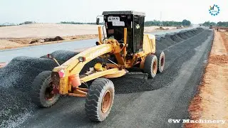 Process Operator Day In The Life Grader Spreading Gravel Making Foundation New Roads Skills Worker