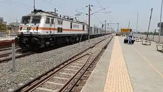 HIGH SPEED DIESEL VS ELECTRIC LOCOMOTIVE WITH LHB RACK @KIM RAILWAY STATION