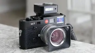 Вспышка Zeniko ZA12 с камерой Leica M7... Моя аппаратура для уличной фотографии.