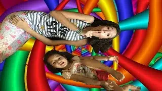ISABEL PONTES FINGE BRINCAR DE ESTAR DOENTE E MAYSA CUIDA DELA