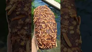 Is it the start of panettone season soon? This is chocolate panettone in loaf form. Yum!